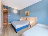 Classic Triple room with garden view