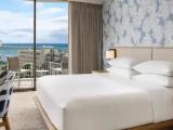 Renovated Ainahau Tower Double room with ocean view