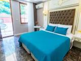 Corner room