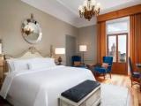 Grand Deluxe Arno River view Double Suite