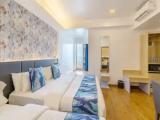 Premium Super Deluxe Triple room with balcony and with sea view