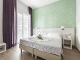 Superior Double room with partial sea view