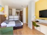 Family Duplex Suite with pool view