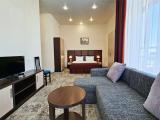 3 Bedrooms Modern Apartment