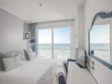 Turquoise Junior Suite