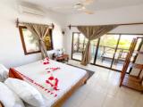 Garden room beachfront
