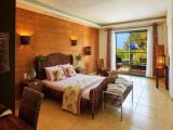 Honeymoon Suite with partial sea view