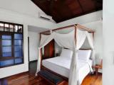 Water Premium Double Chalet