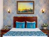 Deluxe Double Suite with balcony