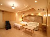 F Rank room