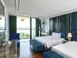 Premier Twin Junior Suite with river view