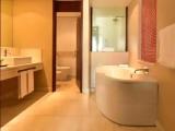 Family Quadruple room with inland view