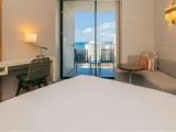 Paoakalani Double room with balcony and with ocean view