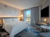 Deluxe Double room with city view
