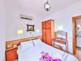 Apart Room with mountain view