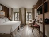 Signature Extra Twin room with city view
