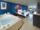 Rock Royalty Quadruple room with ocean view