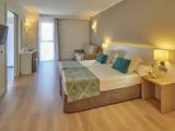 Double room with balcony and with pool view