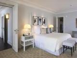 1 Bedroom Quincy Jones Double Suite with lake view