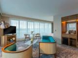 Suite with view