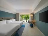 Premium Deluxe Quadruple room with pool view