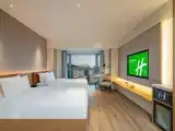 Standard Twin room with city view