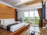 Quadruple Family Suite