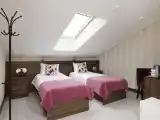 2 Bedrooms Sky Quadruple Attic room