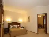 2 Bedrooms Double Suite