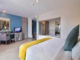 Quadruple Family Suite