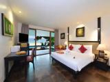 Double Pool Villa beachfront