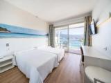 Twin room with balcony and with sea view