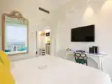 Premier Twin room with ocean view