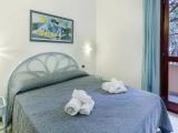 3 Bedrooms Gold Apartment