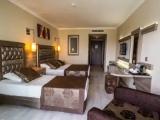 Standard room with land view