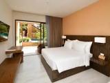 Deluxe Premier Pool Triple room