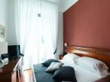 Executive Double room with side sea view