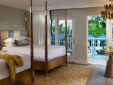 Quadruple room with pool view