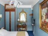 Family Suite with balcony