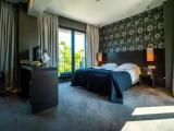 Medium Suite