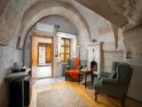 Superior Cave Double Suite