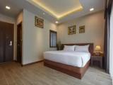 Crystal Double room with city view