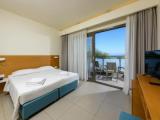 Superior Double room with partial sea view