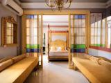 Signature Suite