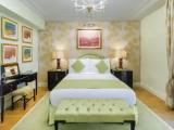 Deluxe Madina Suite