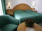 Triple room with sea view