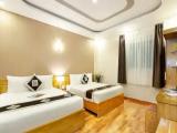 Family Quadruple room with city view