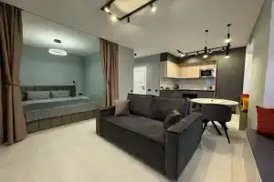 Apartamenty-studiya v tsentre goroda v novom dome biznec-klacsa, Petrozavodsk