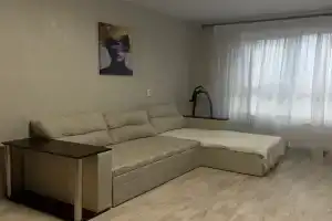 Uyutnaya dvuhkomnatnaya Apartments, Mariupol