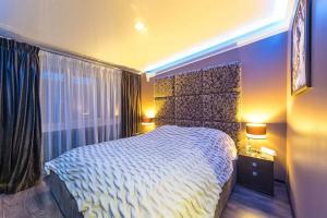 Dvuhmestnyy nomer s 1 krovatyu lyuks no3 Apartments